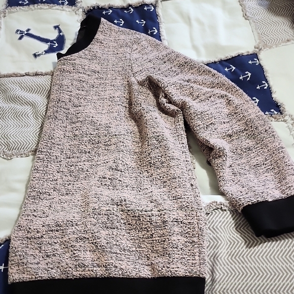 Pink and Black Crew Neck Sweater with Textured Knit - Picture 3 of 4